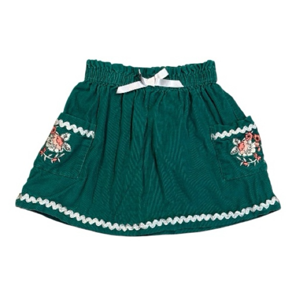 Hanna Andersson green corduroy skirt with floral pockets